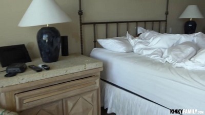 Блондинки, Минет, Камшот, Наездницы, Бритые письки, Молодые, Маленькие сиськи, Худые девушки, Жесткий, Фингеринг, POV, Сперма на груди, Милашки, Hannah Hays, Сперма, Оргазм, Сосет, Студентки, В трусиках, Кастинг, Худенькие, На коленях, Kinky Family,