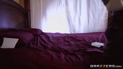 Минет, Камшот, Сперма на лице, Наездницы, Большие сиськи, Брюнетки, Мамочки, Раком, Татуировки, На каблуках, Длинноволосые девушки, Красивое белье, Madison Ivy, Johnny Sins, Камшот, На члене, С лысым, В спальне, Красивое, Вагинал, Нежное, На лицо, Brazzers,