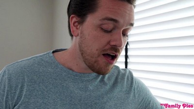 Блондинки, Наездницы, Бритые письки, Молодые, Кончают в рот, Большие члены, Глубокая глотка, Рвотные позывы, Winter Bell, Сперма, Молодые, Блондинка, На кровати, Вагинал, Выбритые киски, На спине, В перчатках,