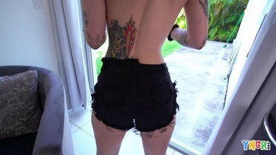 Волосатые письки, Молодые, Кончают в рот, Татуировки, Оргазм, POV, Val Steele, Оргазм, Яркие волосы, На члене, На диване, С тату, Кончает, Вагинал, С подругой,