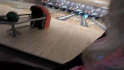 Riley Star, Сперма, Минет, Раком, Отсос, Оргазм, С подругой, В боулинге,