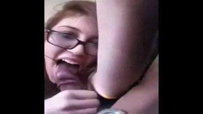 Молодая жена, Жена дрочит мужу, Красивая жена, Жена сосёт,