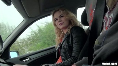 С блондинками, Со студентками, Дрочит рукой, Домашнее, Домашний минет,