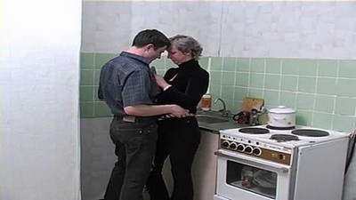 Домашнее зрелых, Милф, Русское зрелых,