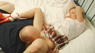 Внучка с дедом, Худые, Блондинки, Домашнее любительское, Мастурбация, Жесткий, Минет, Кунилингус, В HD качестве,