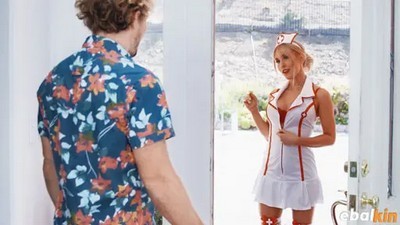 Зрелые, Качество HD, Мамочки, Медсёстры, Новинки 2023, PenthouseGold, Sarah Taylor, Зрелые с молодыми, Униформа,