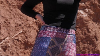 Молодые, С дочкой, Зрелые, Измена, Маленькие сиськи, Мастурбирует, Минет,