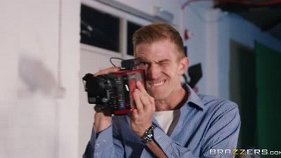 В чулках, Измена, Блондинки, На диване, Красивое бельё, Кончил на лицо,