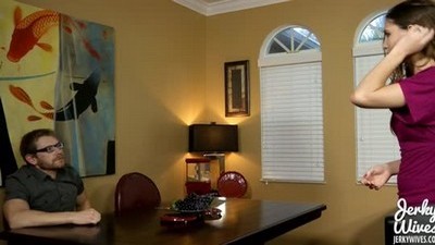 Инцест, Мамки, Шатенки, С сыном, С матерью, На диване, Кончил в рот,