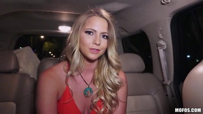 Блондинки, В одежде, Красивое, Красивые попки, Маленькие сиськи, Молодые, Пизда, По месту, Студенты, Худые, Красивые девушки, Такси,