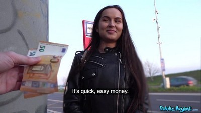 Брюнетки, В одежде, Красивые попки, Русские звезды, Крупным планом, Молодые, Пикап, Русское, По месту, Красивые девушки, Пикап русский, На людях,