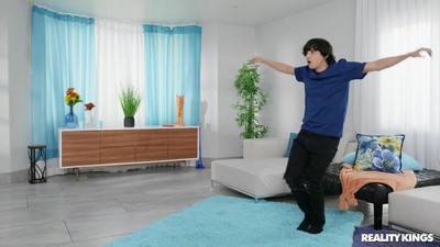 Брюнетки, Семейное, Анальный, Большие жопы, Большие сиськи, Зрелые женщины, Мамки, Мачеха,