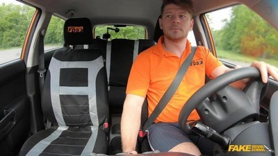 Брюнетки, В одежде, Красивые попки, Трусики, В чулках, Волосатые,