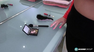 Брюнетки, В одежде, По месту, Большие жопы, Большие сиськи, В чулках, Зрелые женщины, Мамки, Большие натуральные сиськи, В душе, Зрелые в чулках,